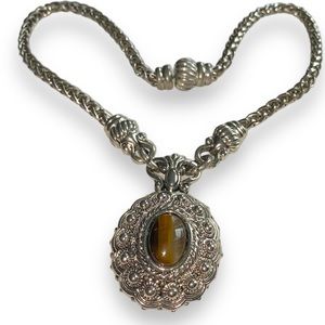 Boho Tiger Eye Pendant Necklace Silver Tone Necklace Pendant Magnet Closure